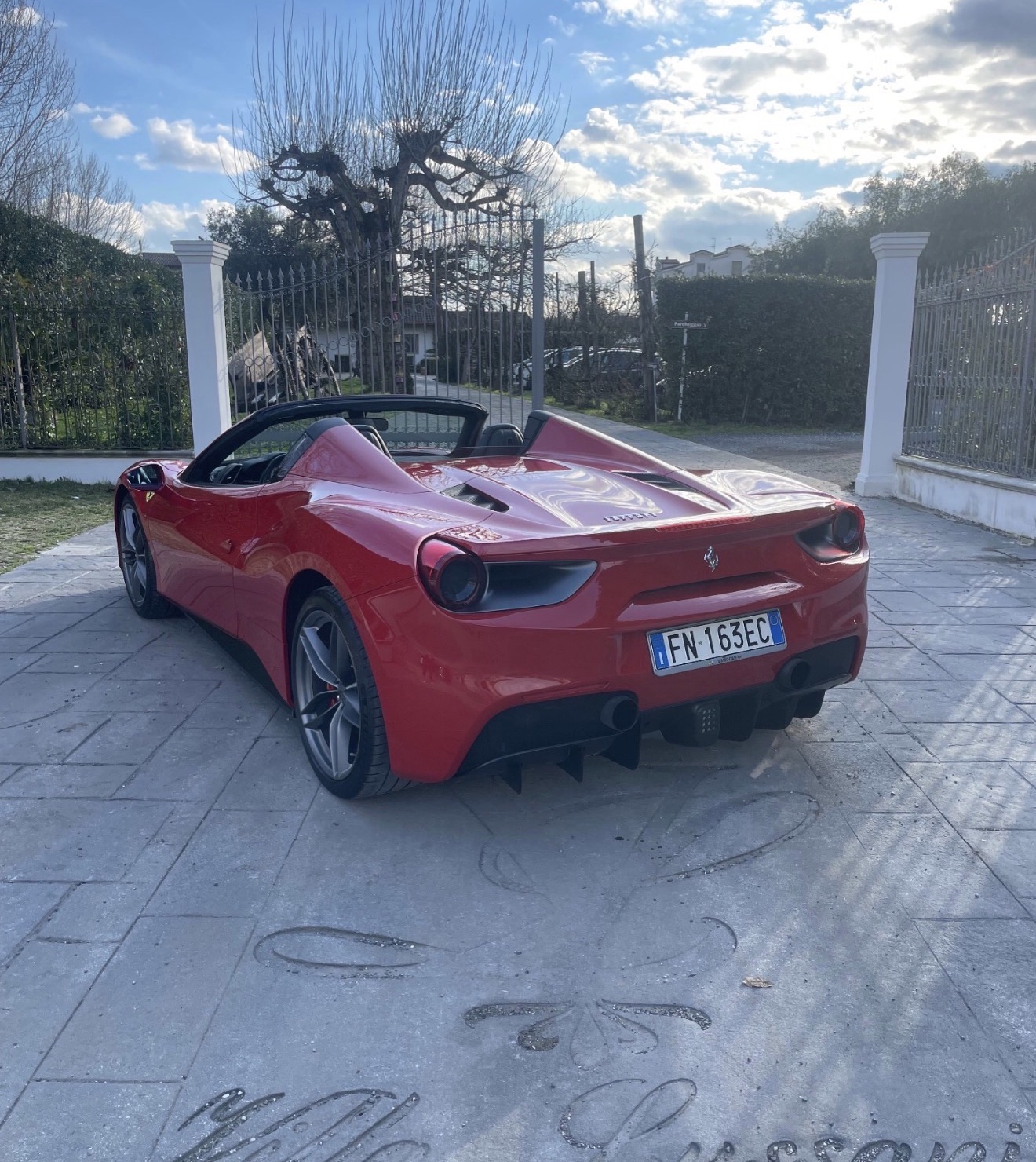 Ferrari 488